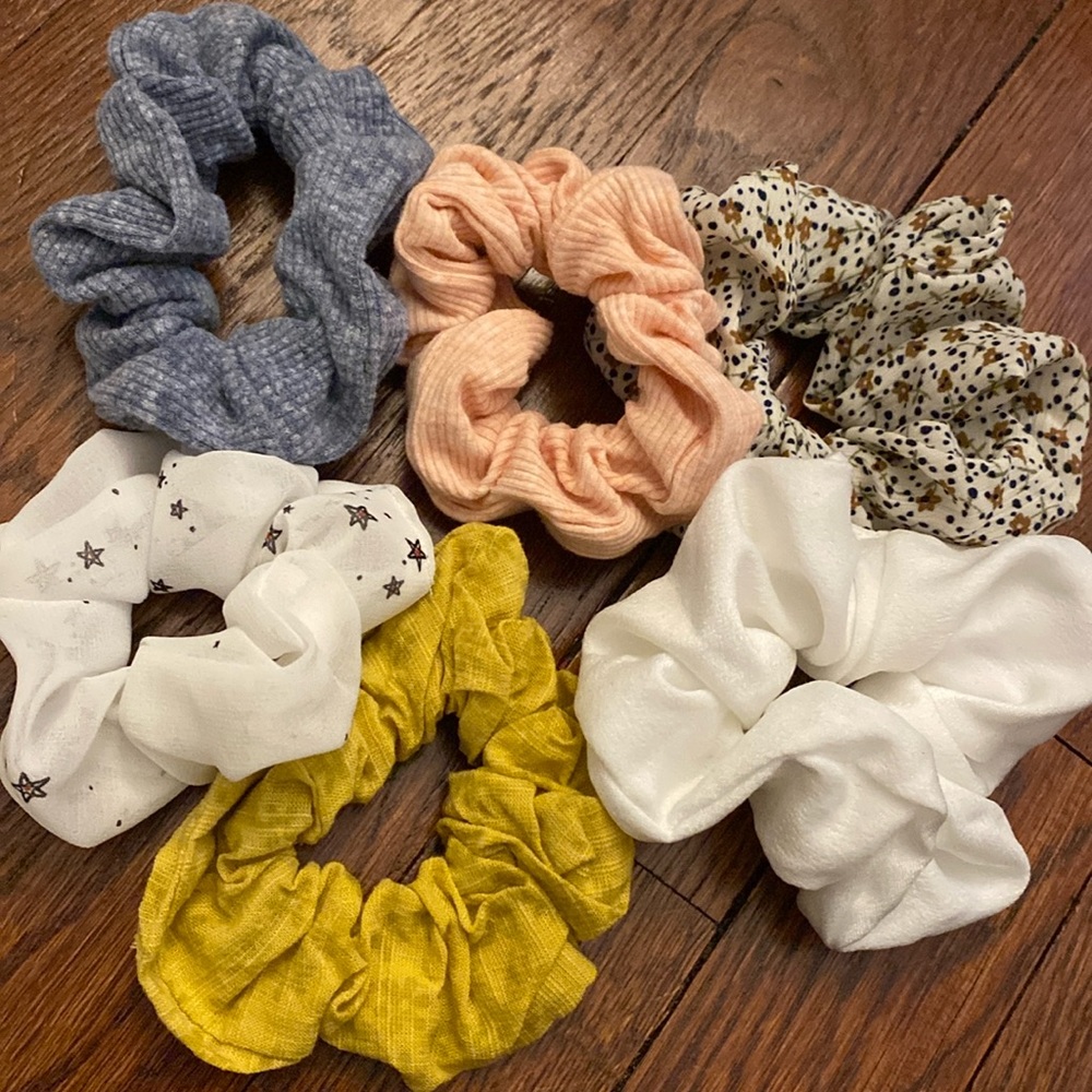 American Eagle Scrunchies